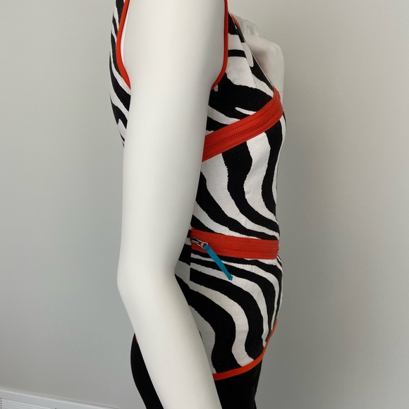 Zebra Printed Sleeveless Funky Top Small - Picture 4 of 14